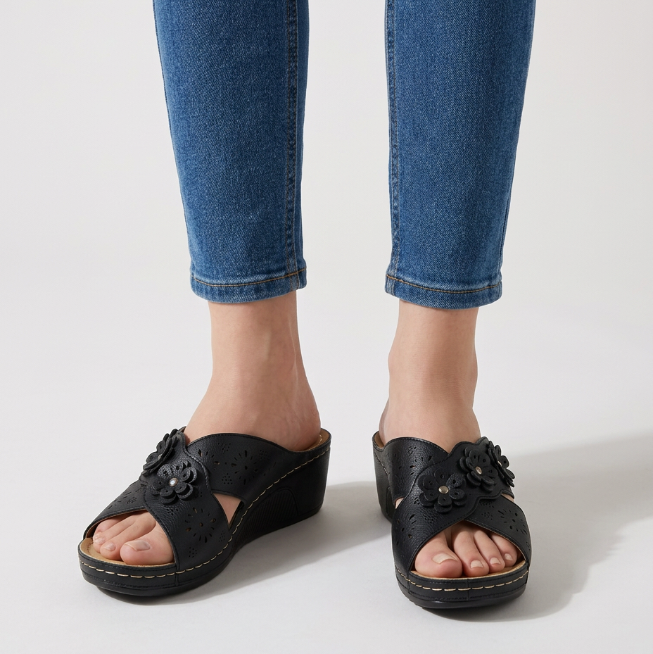 Elegant comfort sandals for effortless summer style