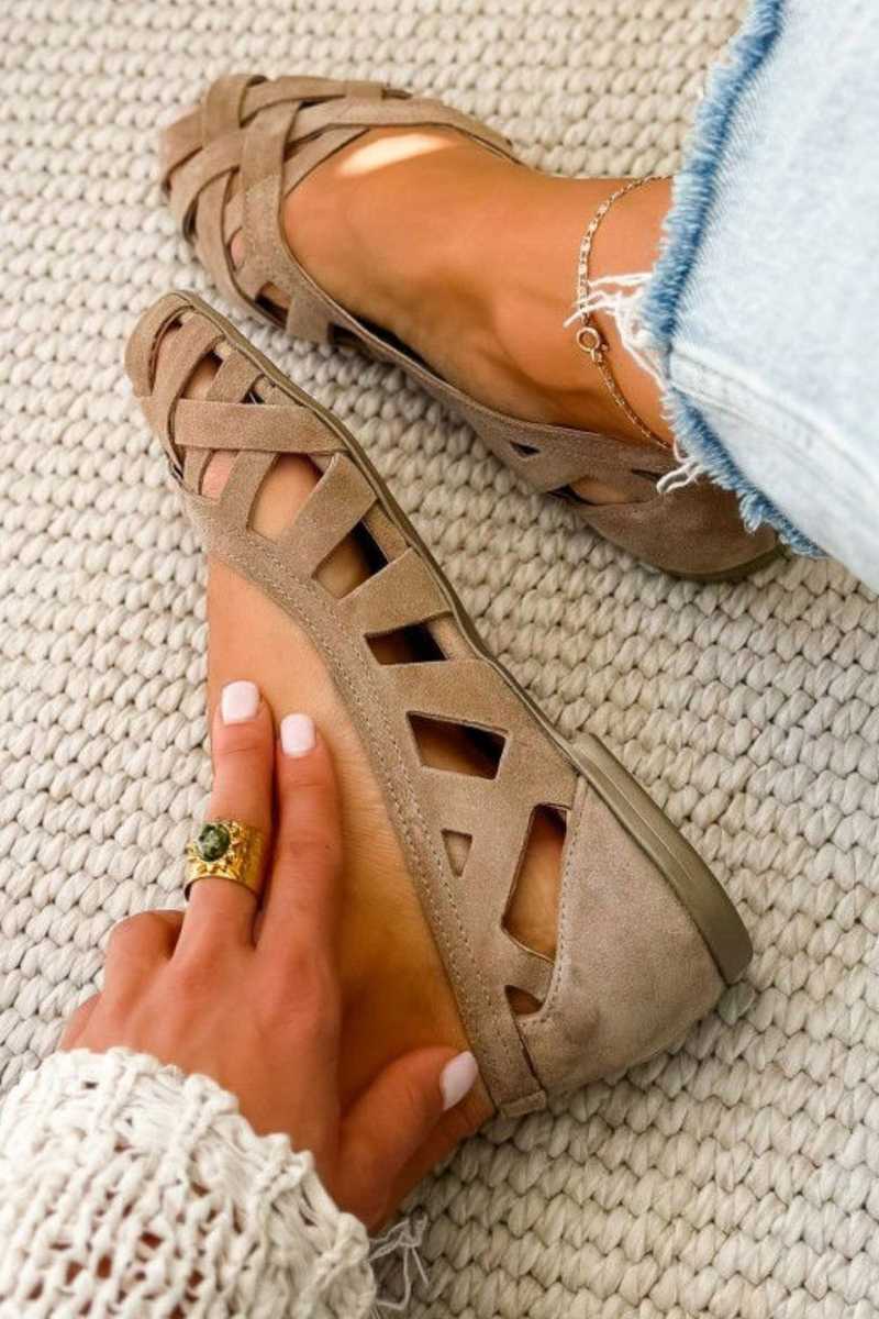 The Orchard Sandal | Chic Crossed Design