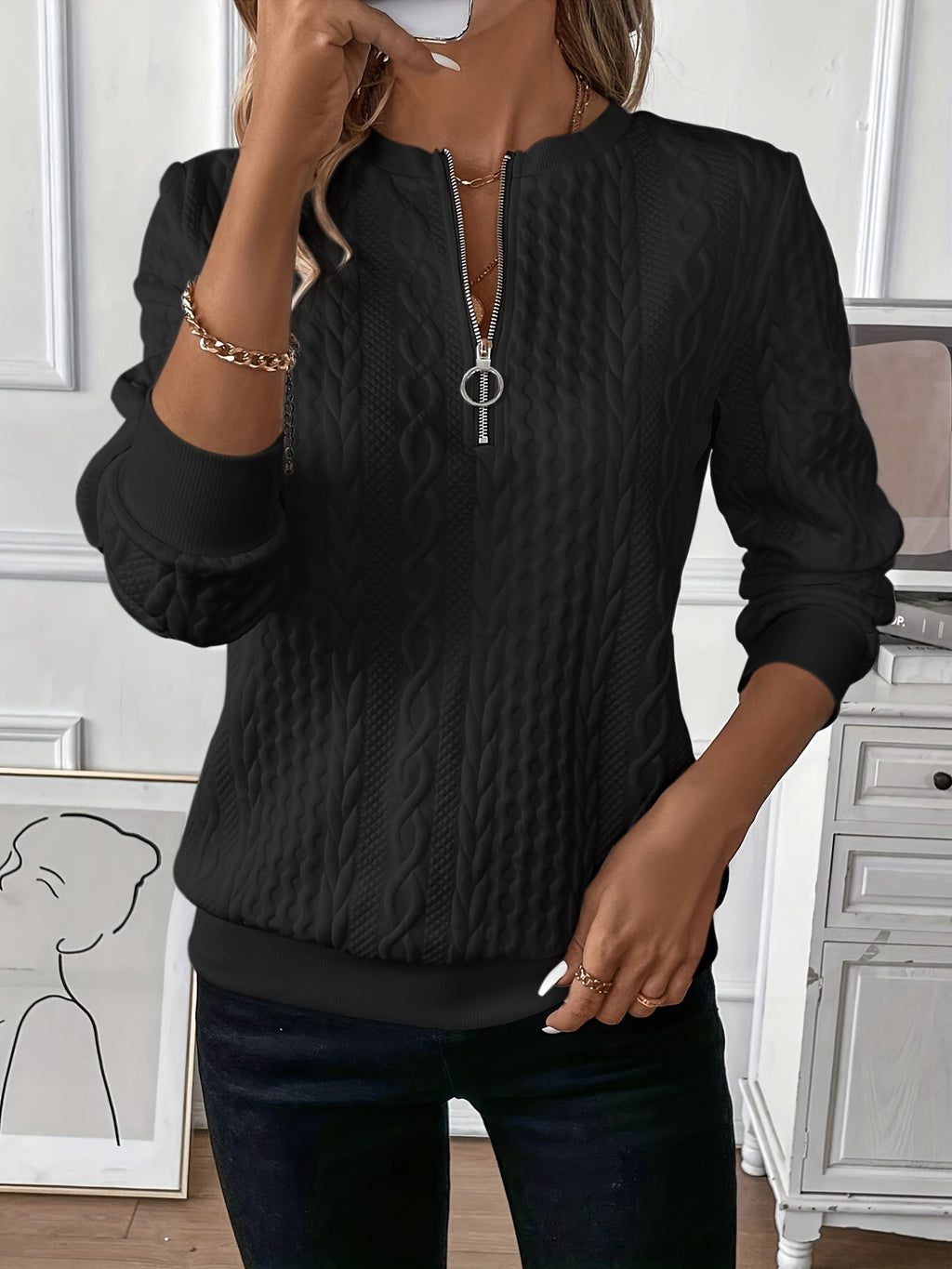 Amalie - Ladies' zip-up cable knit jumper