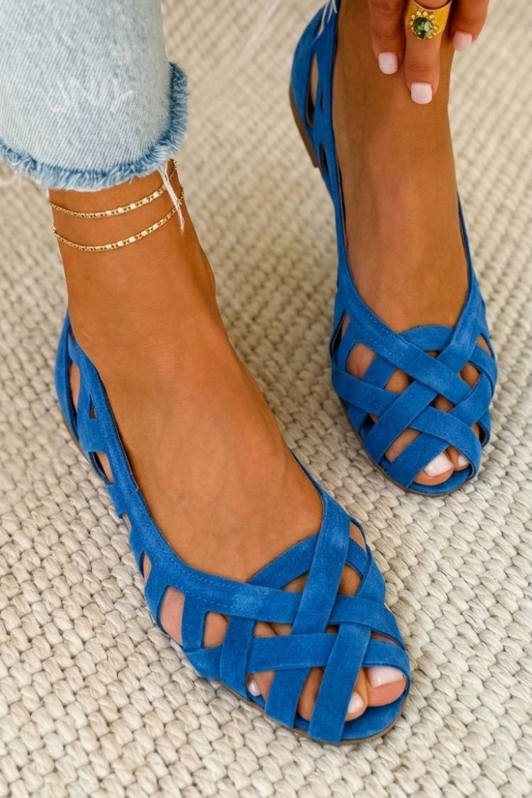 The Orchard Sandal | Chic Crossed Design