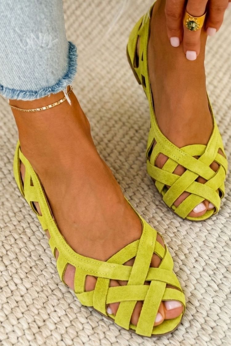 The Orchard Sandal | Chic Crossed Design
