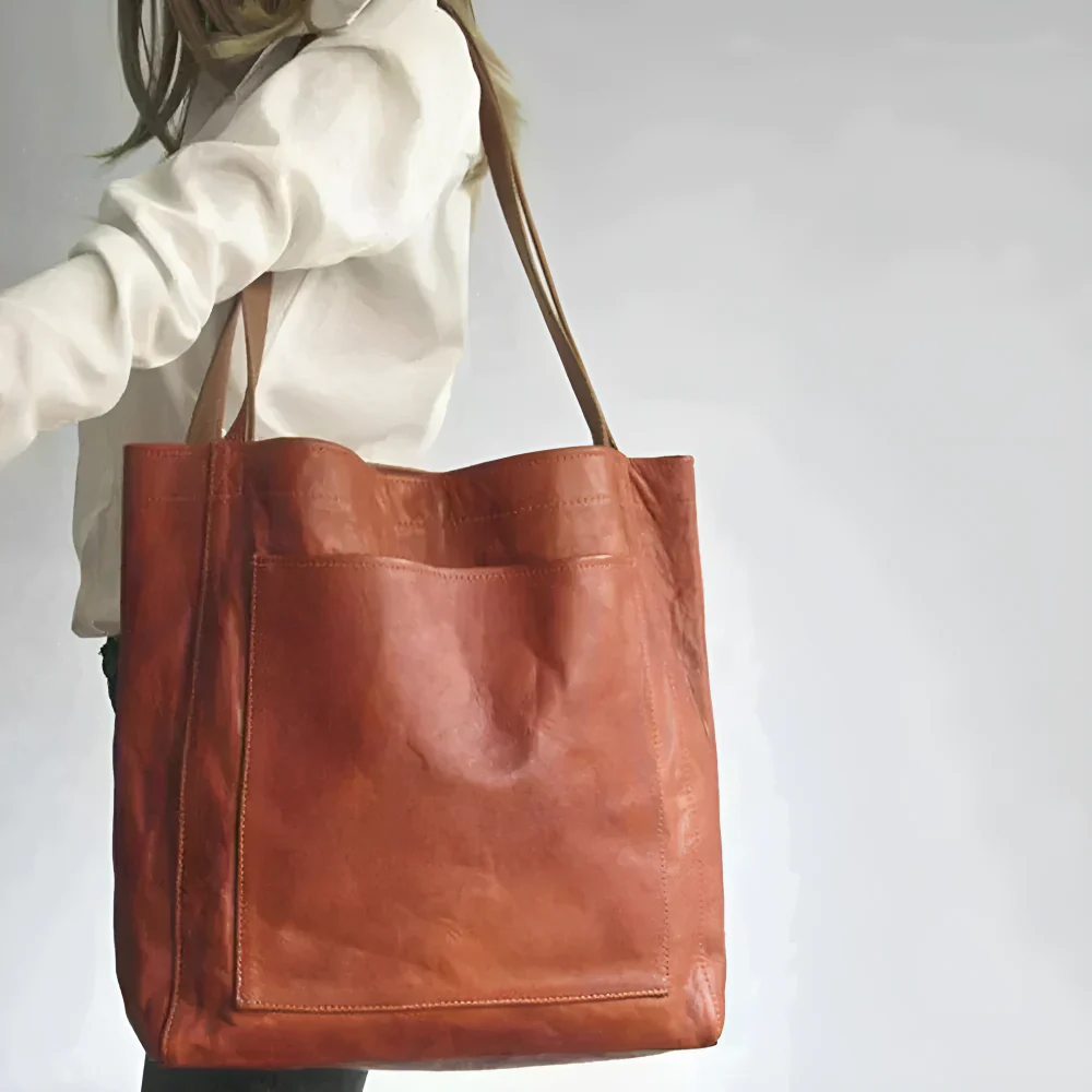 Lorena | Leather bag with compartments
