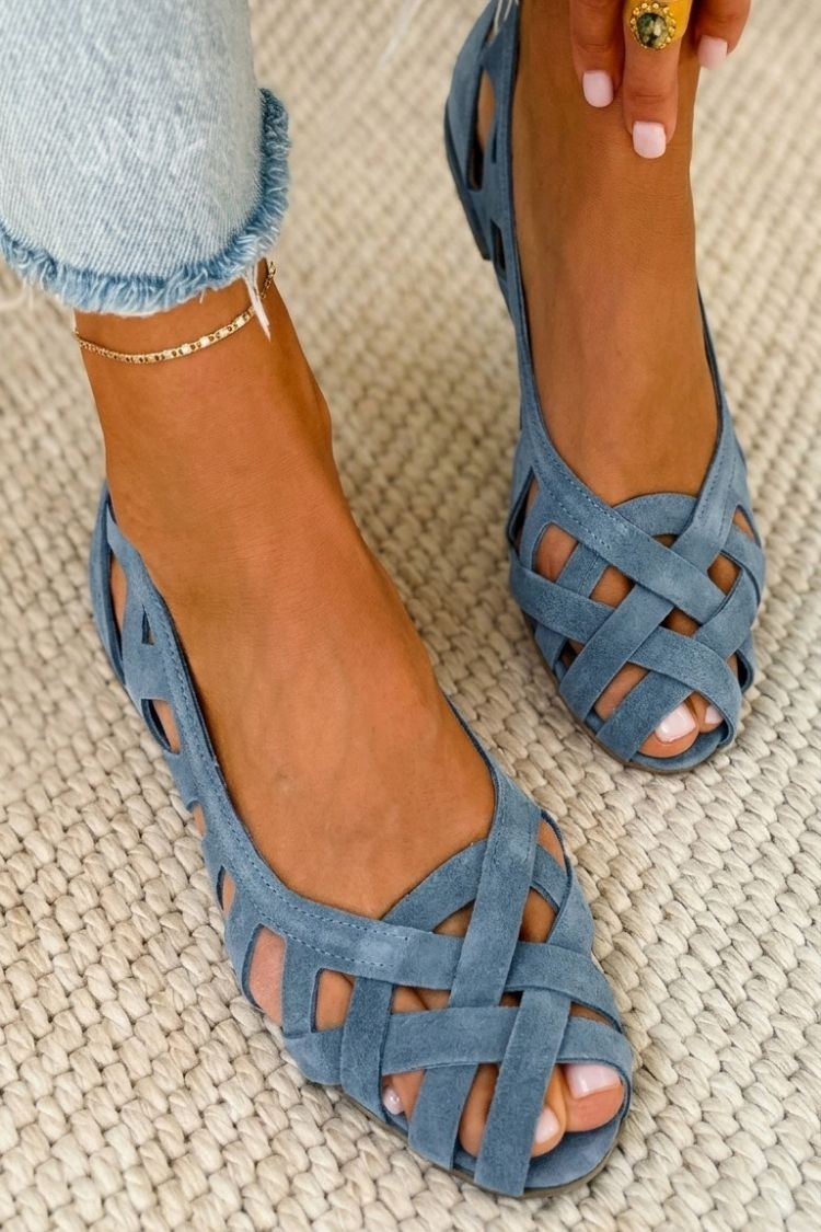 The Orchard Sandal | Chic Crossed Design