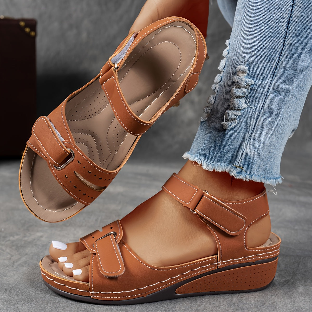 The Ariya Orthopedic Sandal