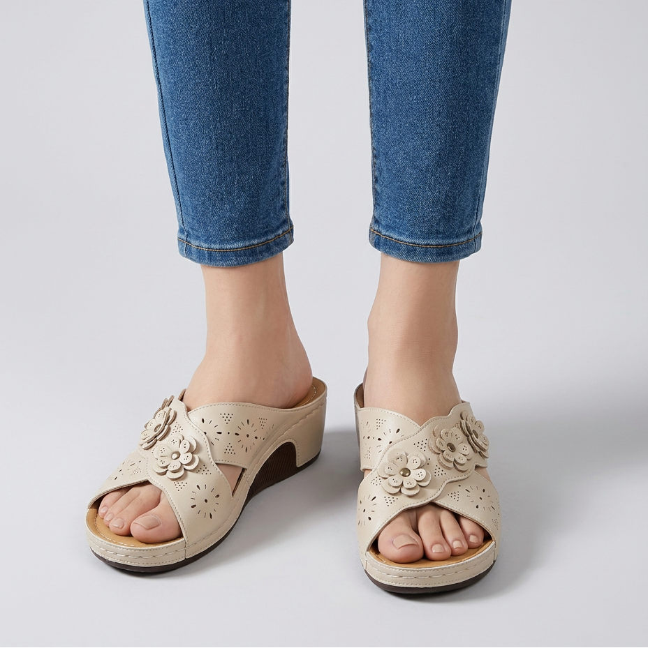 Elegant comfort sandals for effortless summer style