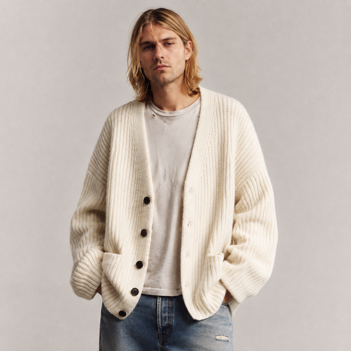 Elliot | Classic V-Neck Jumper