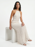 Elegant halter neck summer dress for effortless sophistication