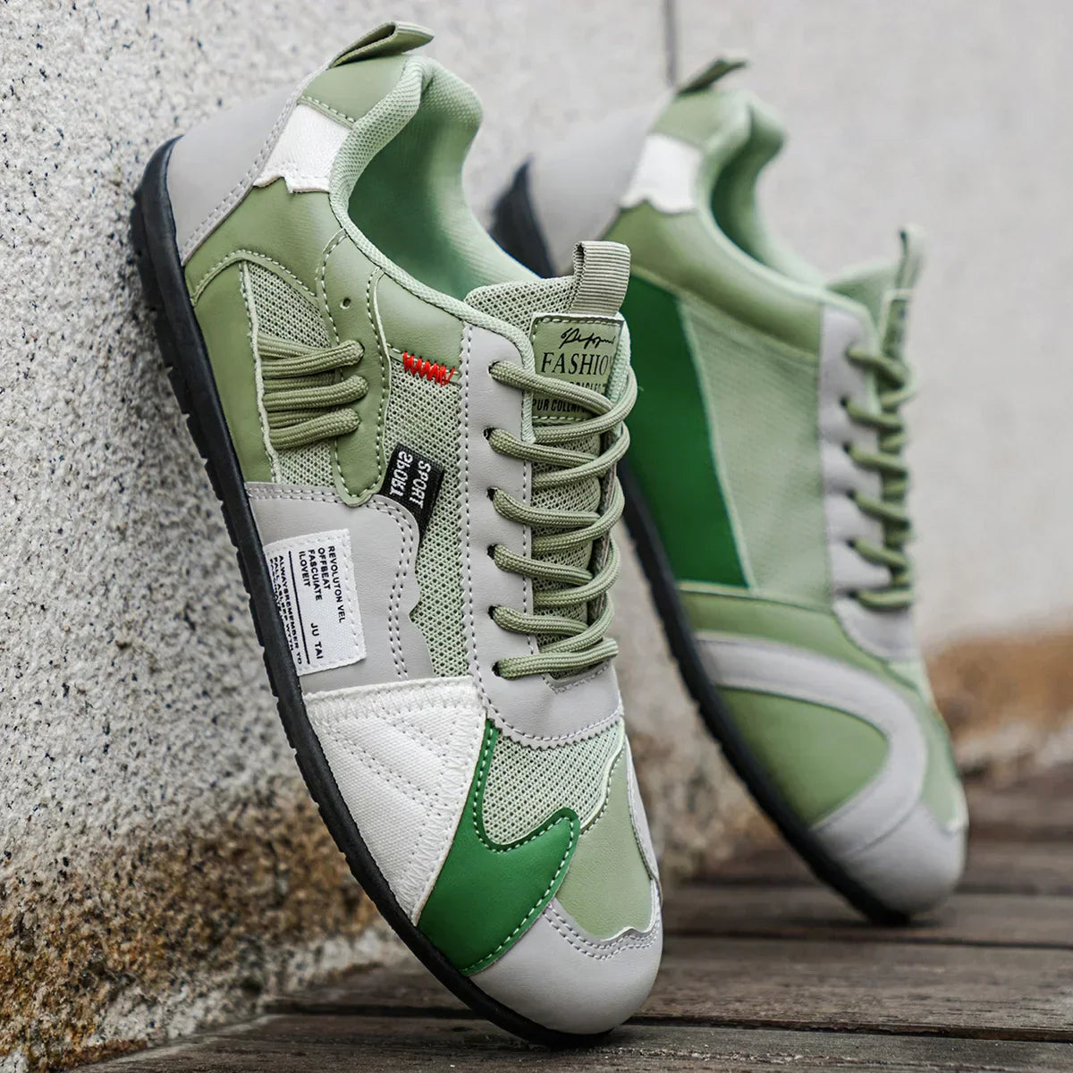 Comfortable Retro Sneakers for Everyday Wear