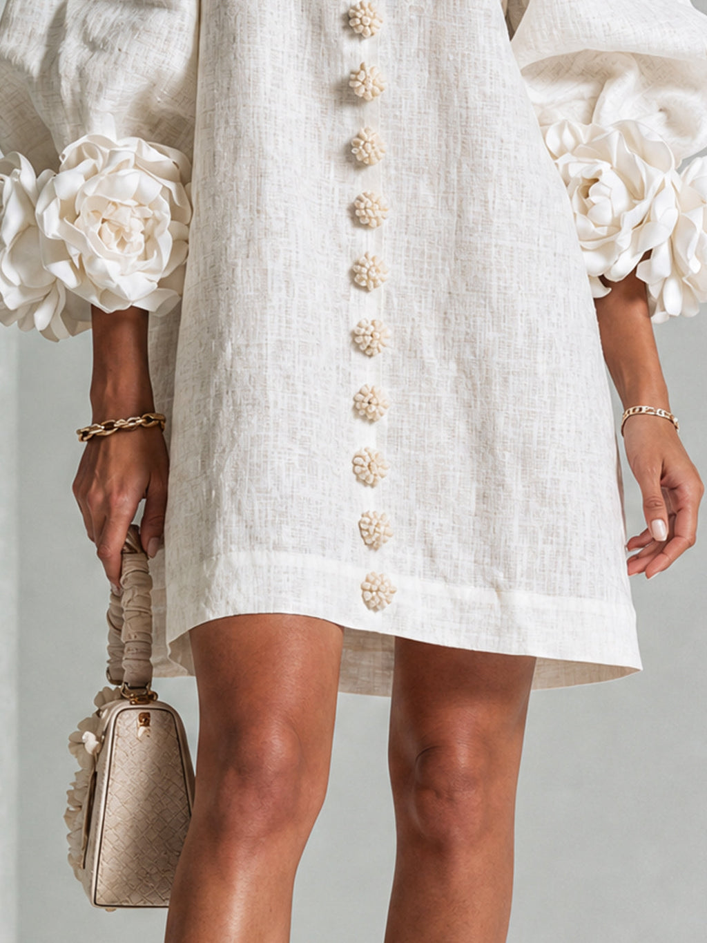 Effortless elegance with a sculptural shift dress
