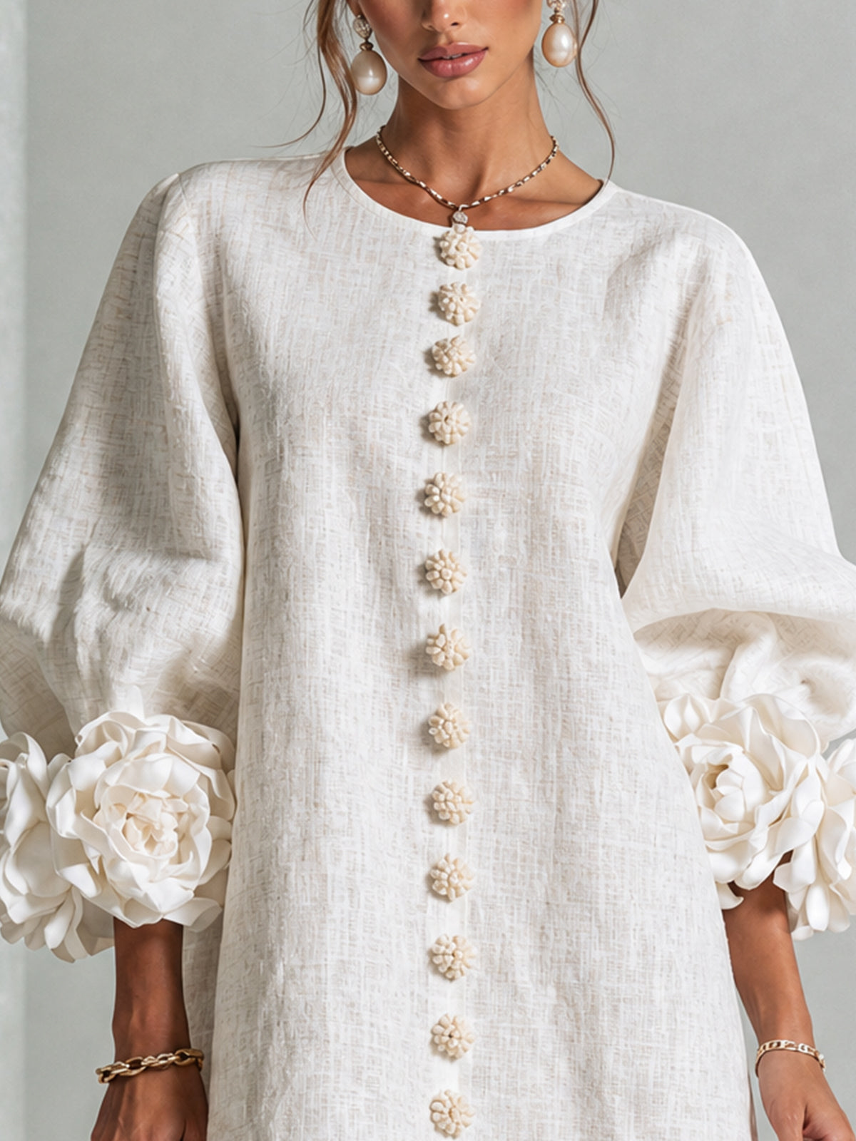 Effortless elegance with a sculptural shift dress