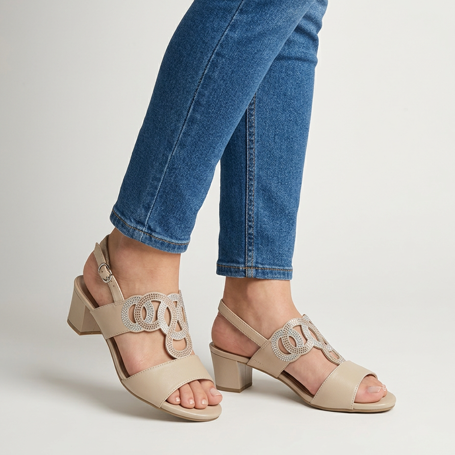 Elegant comfort sandals with a stylish heel