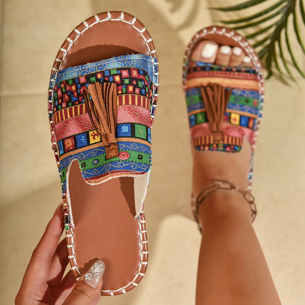 Elegant and Comfortable Summer Sandals with Unique Print