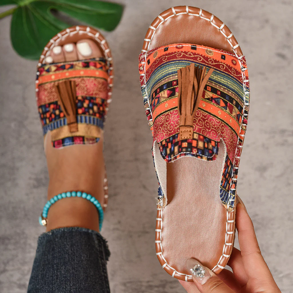 Elegant and Comfortable Summer Sandals with Unique Print
