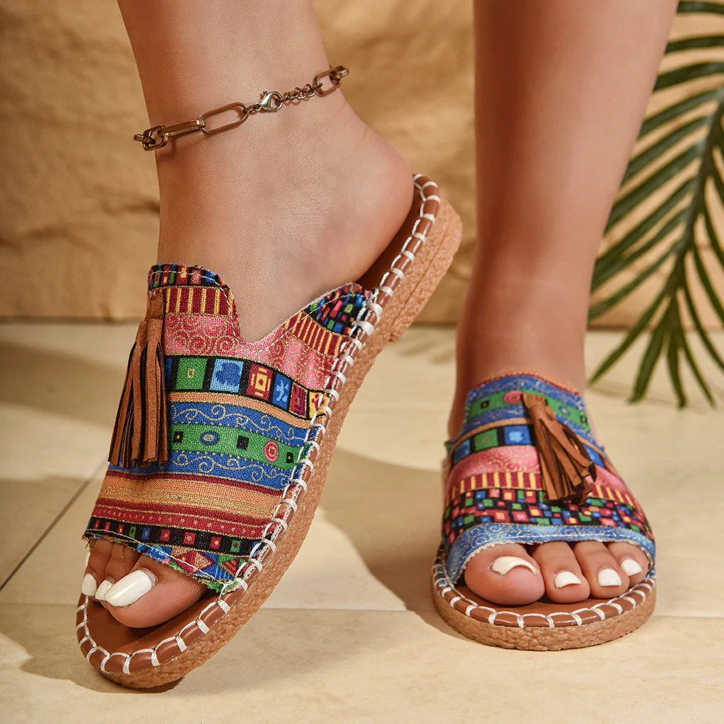Elegant and Comfortable Summer Sandals with Unique Print