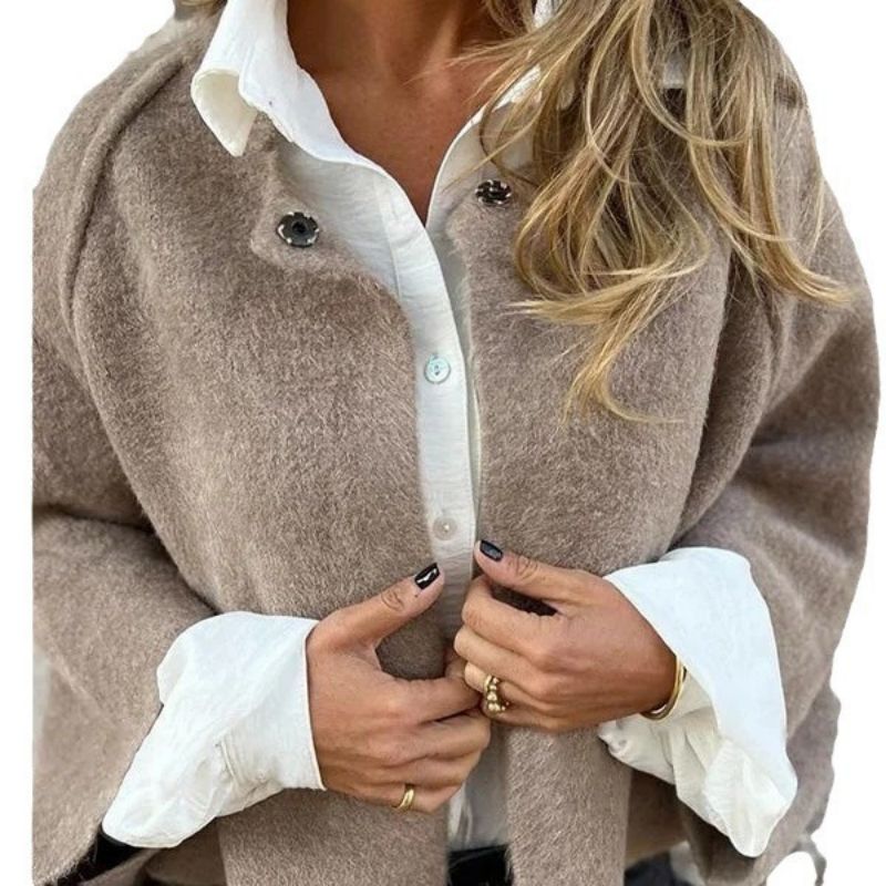 Elegant comfort jacket for effortless layering