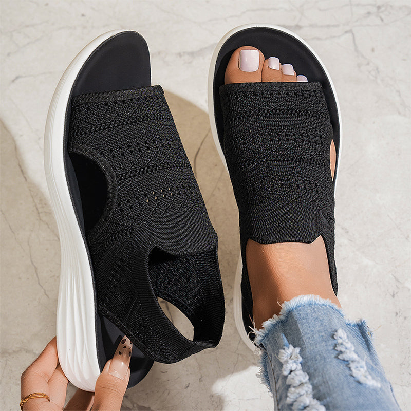 Elegant platform sandals for effortless summer style